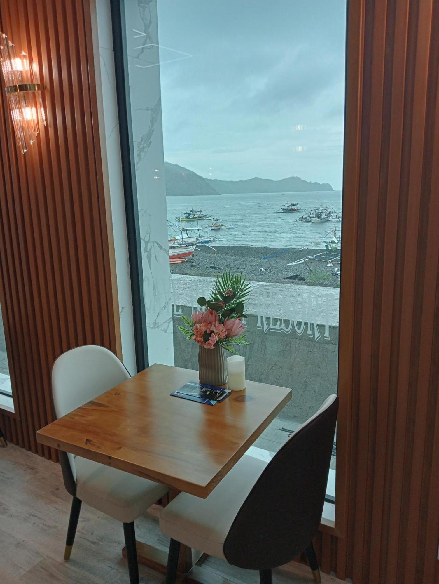 Cave Beach Resort Boutique Luxury Accomodation Dingalan Kültér fotó