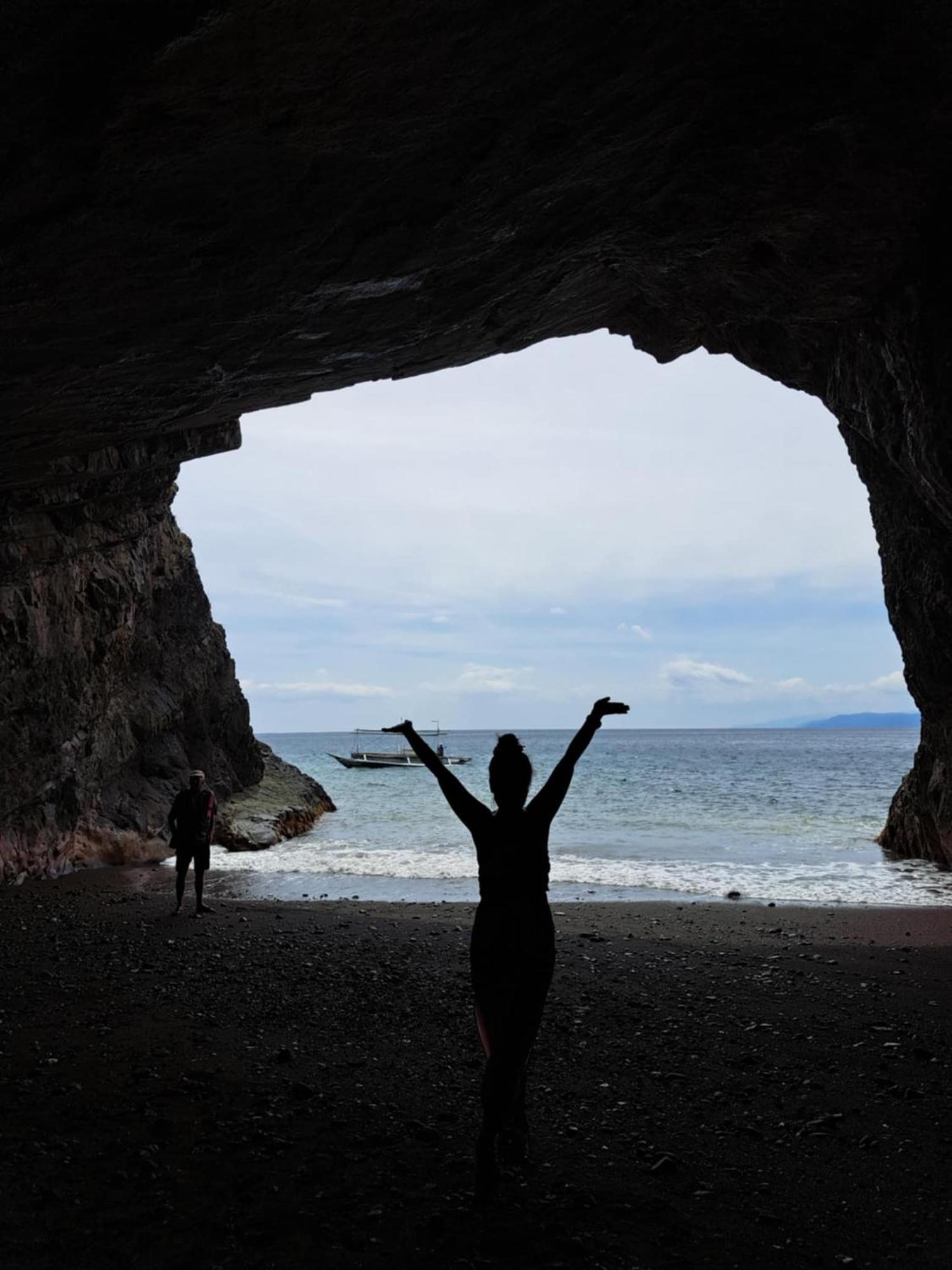 Cave Beach Resort Boutique Luxury Accomodation Dingalan Kültér fotó