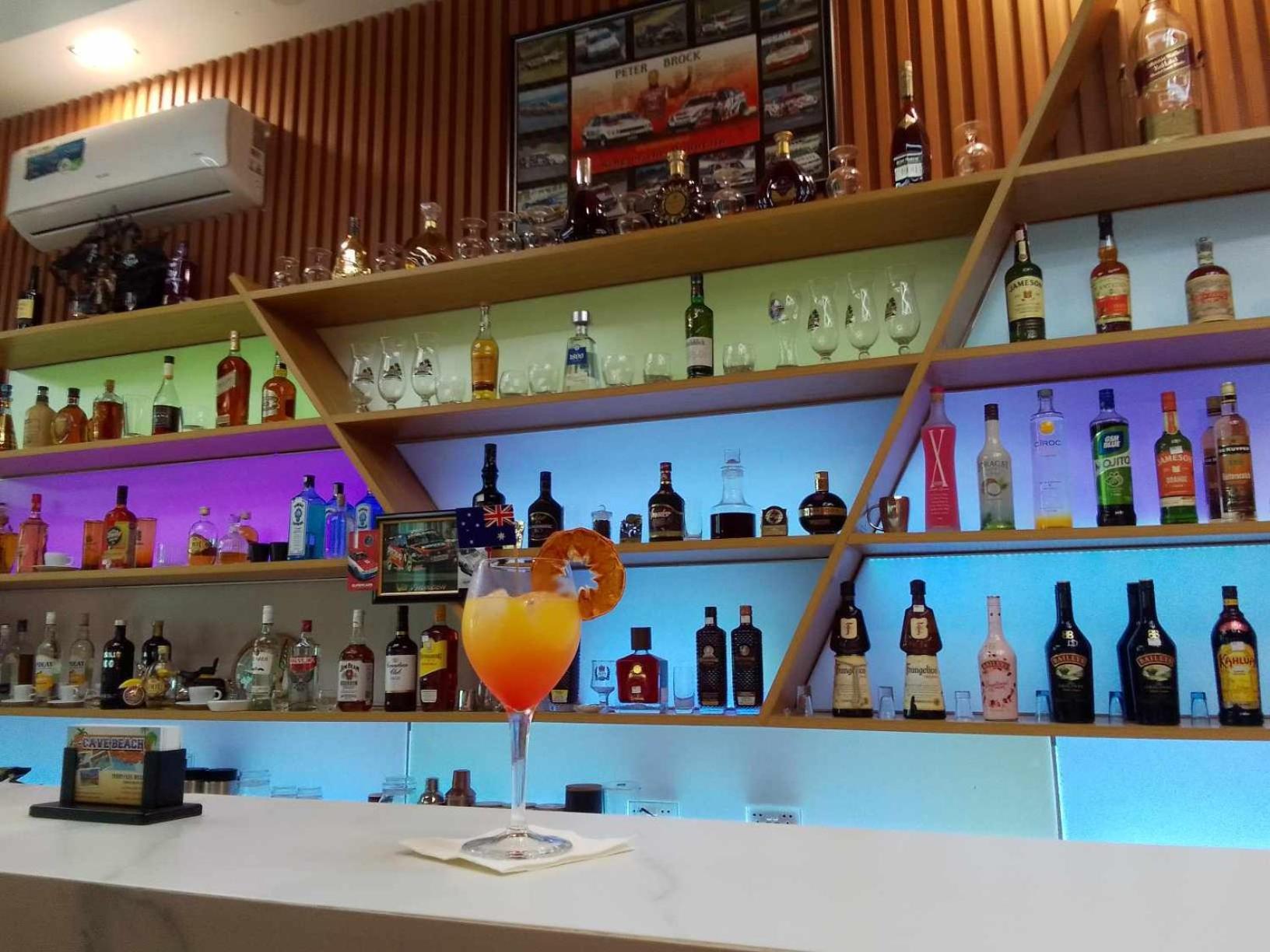 Cave Beach Resort Boutique Luxury Accomodation Dingalan Kültér fotó